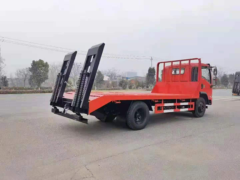 國(guó)六東風(fēng)福瑞卡單橋平板運(yùn)輸車(chē)